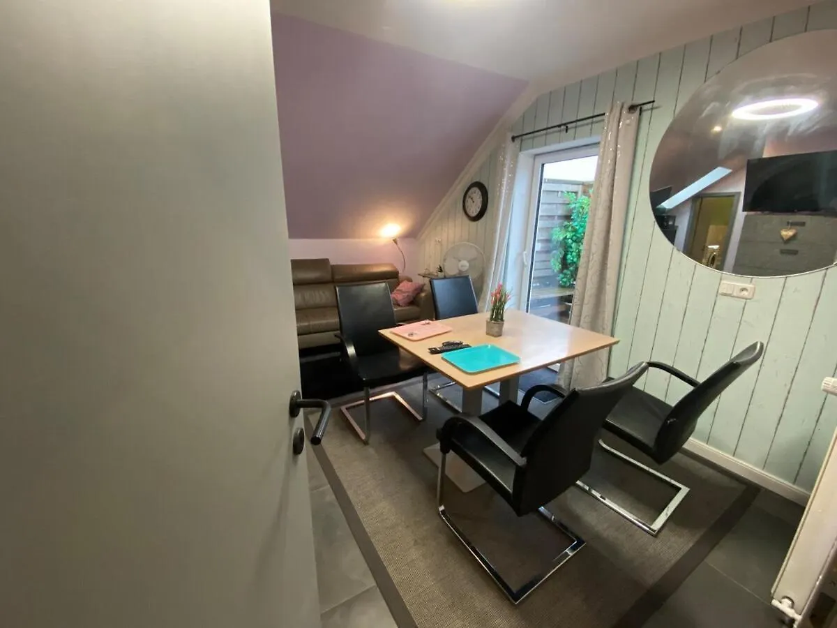 Apartment Luerssenwerft Fuer Firmen Die 4 Einzelzimmer Suchen Bremen