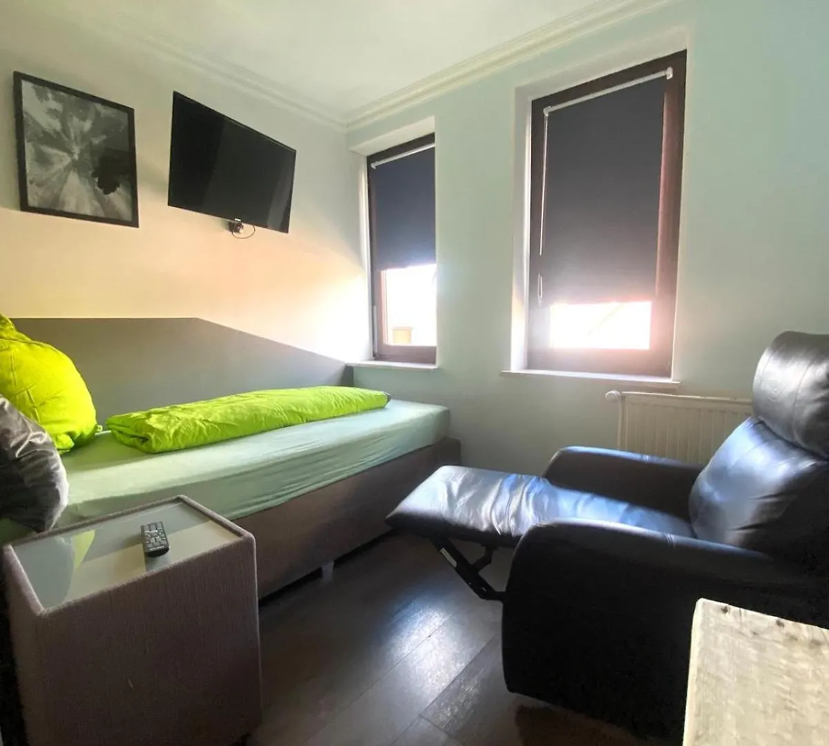 Apartment Luerssenwerft Fuer Firmen Die 4 Einzelzimmer Suchen Bremen Germany
