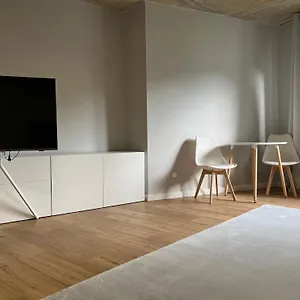 Air 15 Apartment